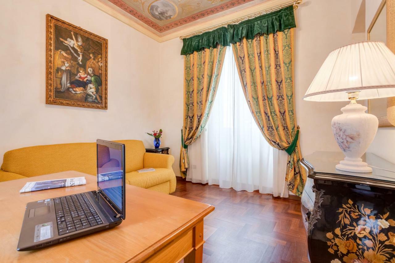 Vittoria Street Charming Appartement
